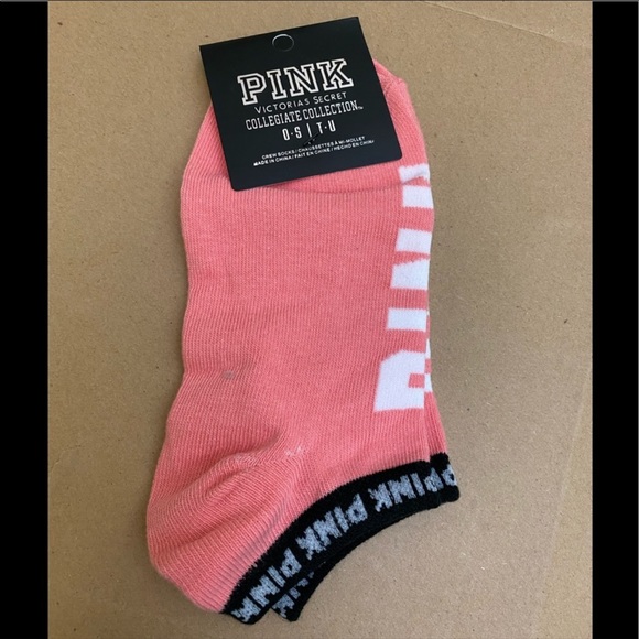 🦋4/$20 VS PINK Collegiate Collection Crew SockNWT